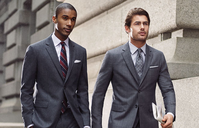 What color suit to wear to a job interview