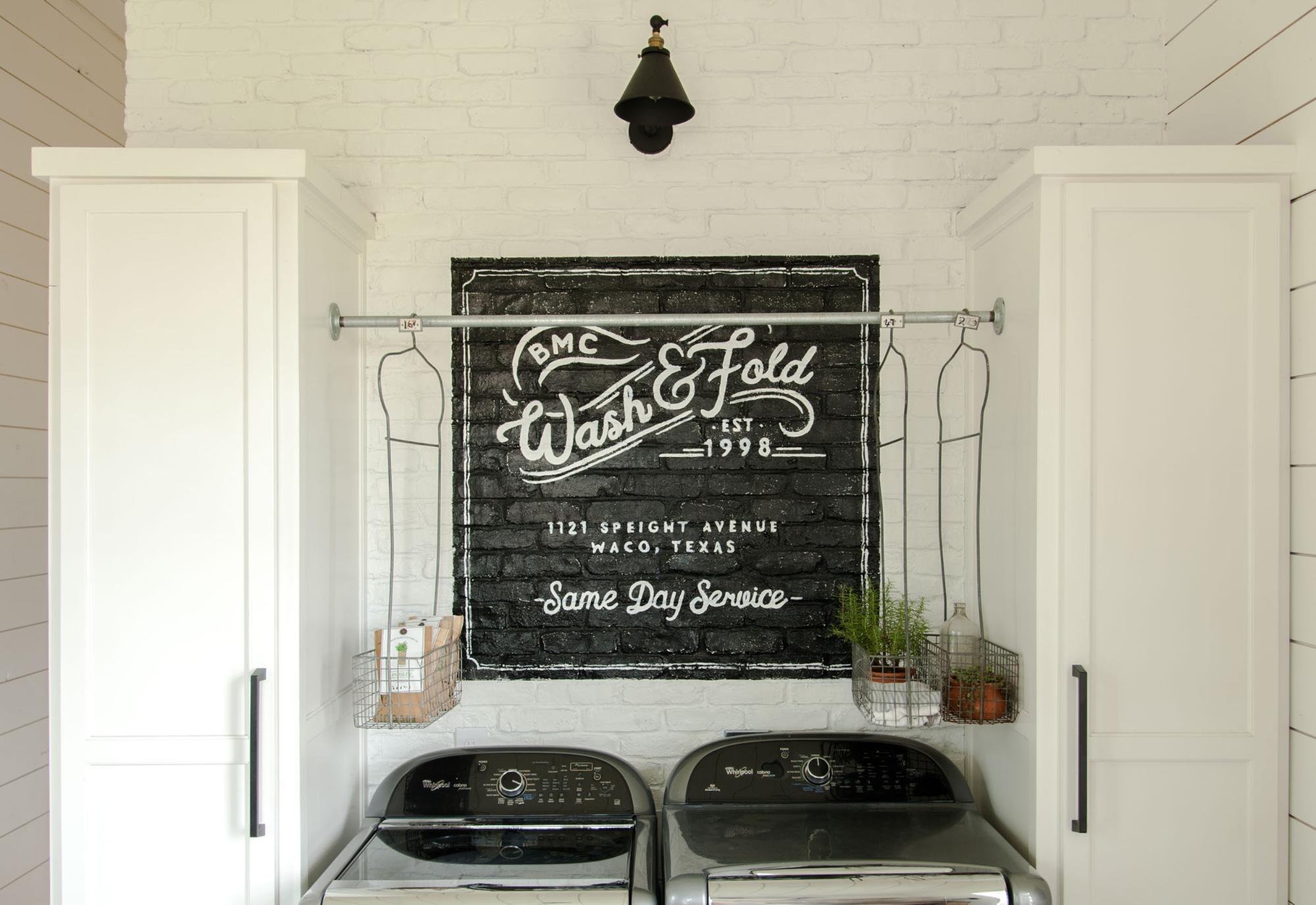 Farmhouse laundry room