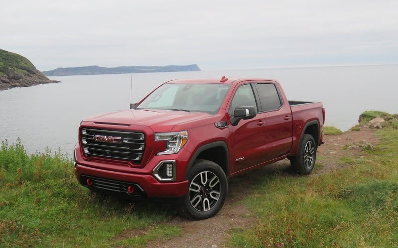 Here's What the GMC Sierra AT4 Brings in Its 2019 Debut Model