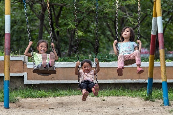 Niños jugando en Corea del Norte