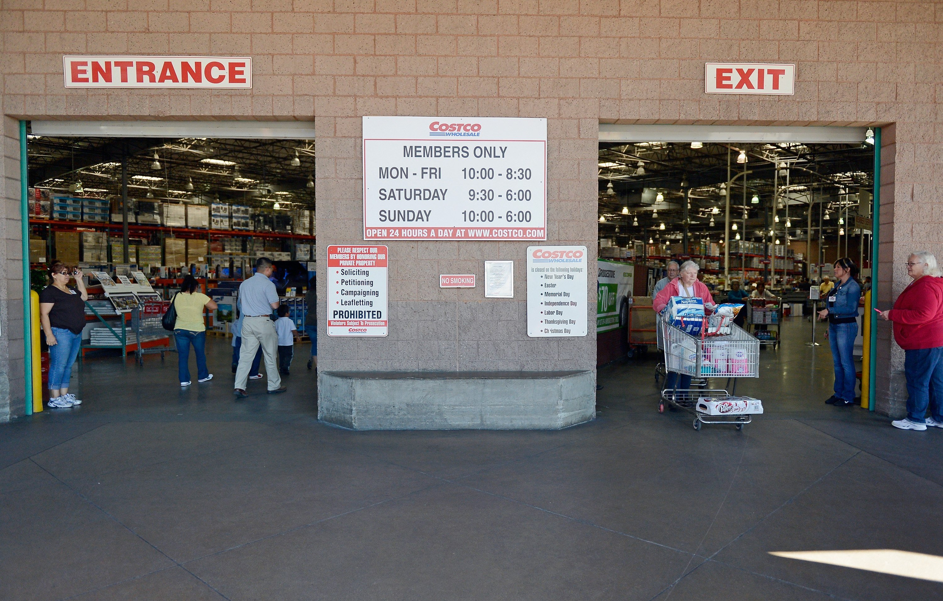 Store? People Why Costco Receipts Does the Leave Check When