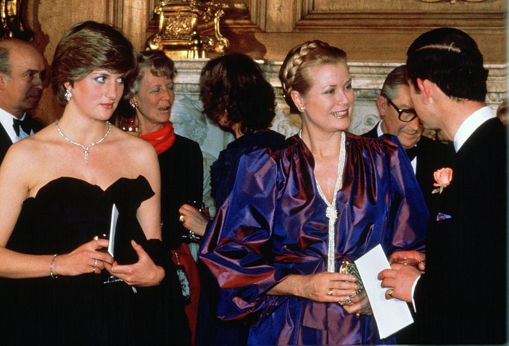 Princess Diana Consoled By Grace Kelly At 'Horrendous' First Royal ...