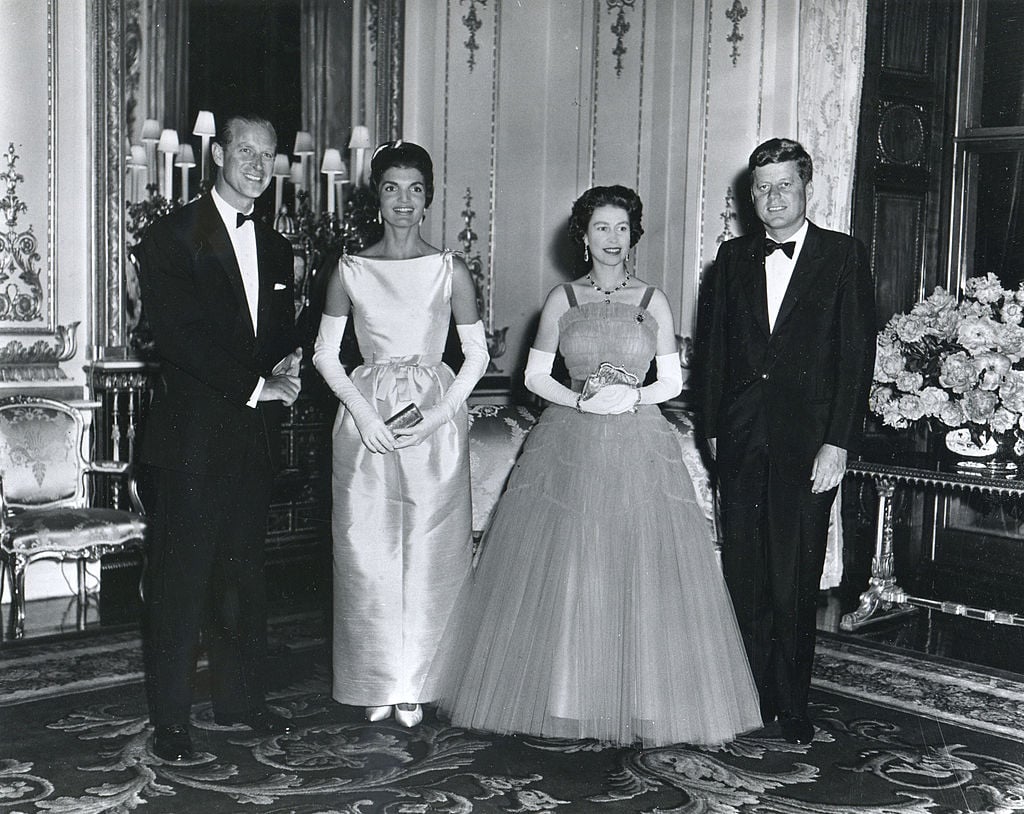 American President John F. Kennedy (1917 - 1963) (right) and his wife, First Lady Jacqueline Kennedy (1929 - 1994) (second left), pose with Queen Elizabeth II of Great Britain (second right) and her husband, Prince Philip, Duke of Edinburgh, 