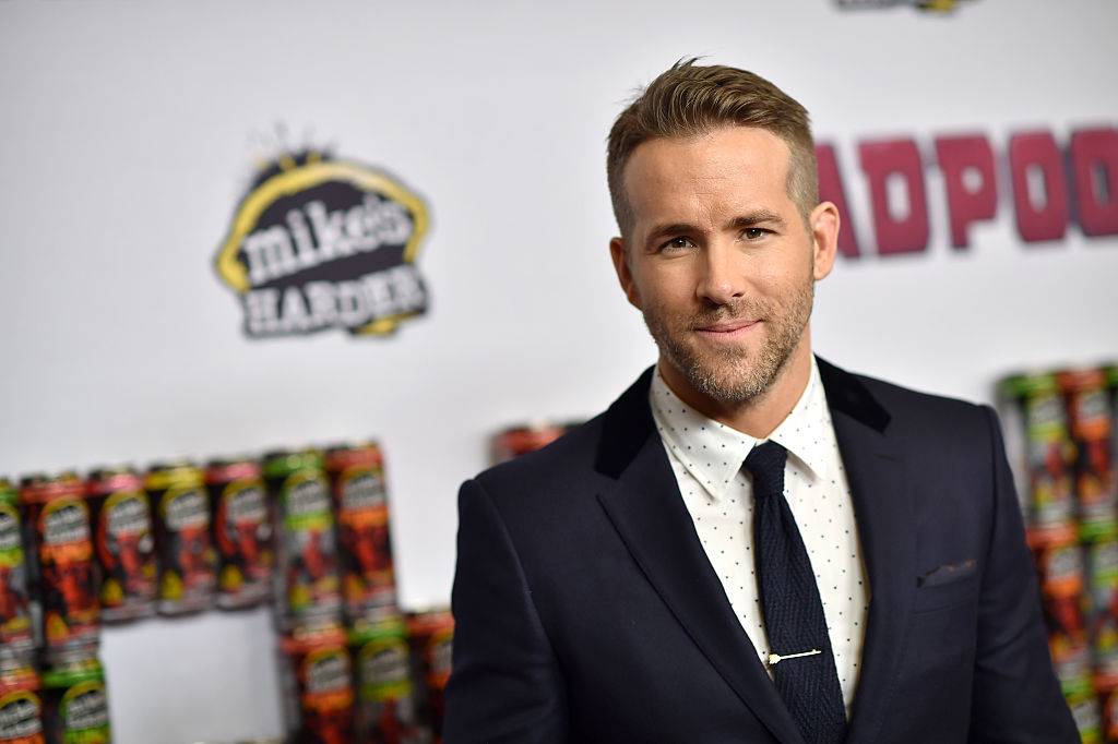 Ryan Reynolds Explains How He Got Brad Pitt To Make A Cameo