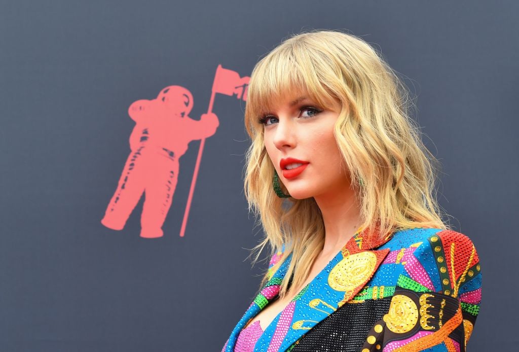 What Is Taylor Swift's Net Worth and How Does She Spend Her Money?