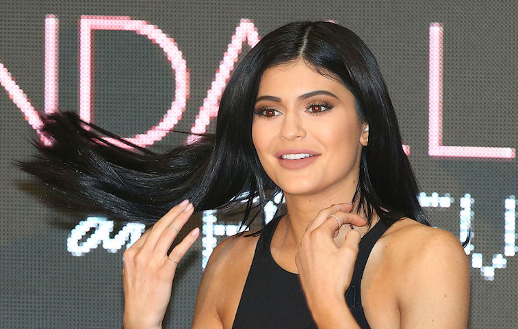 Kylie Jenner Lets Fans In On Exclusive Photos Of Her Kylie Cosmetics Headquarters Showbiz Cheat Sheet