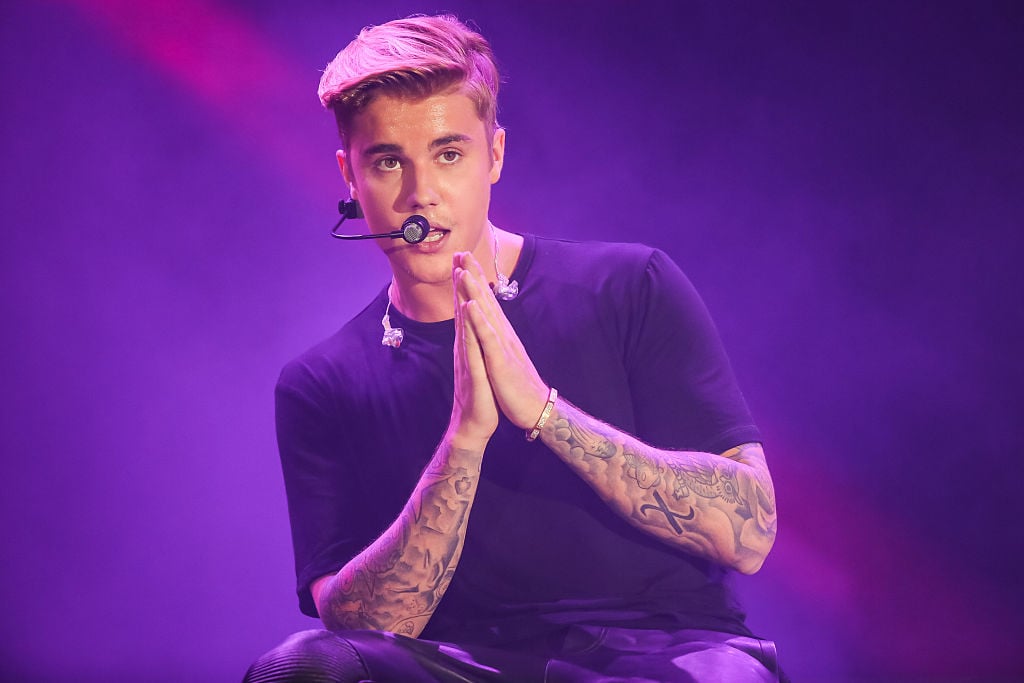 Justin Bieber Asks Fans to Pray for Him - Justin Bieber Gets