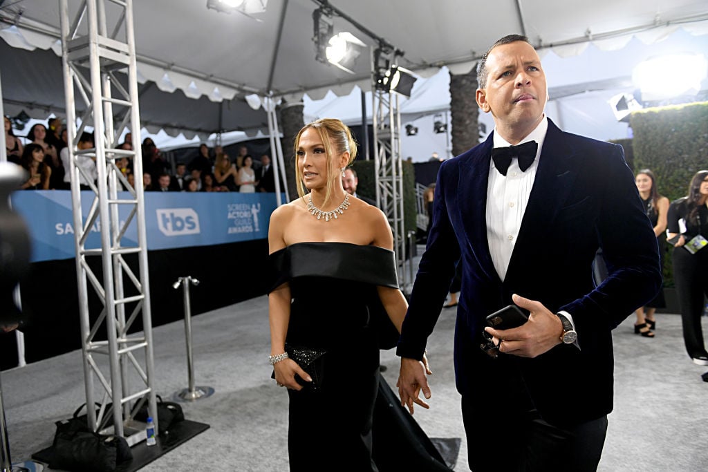 How Alex Rodriguez teaches his daughters about money