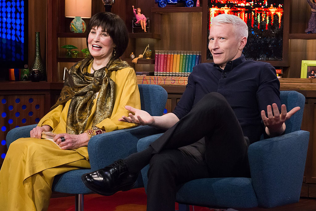 Anderson Cooper Once Warned Mother Gloria Vanderbilt About Dating A Married Man 4251