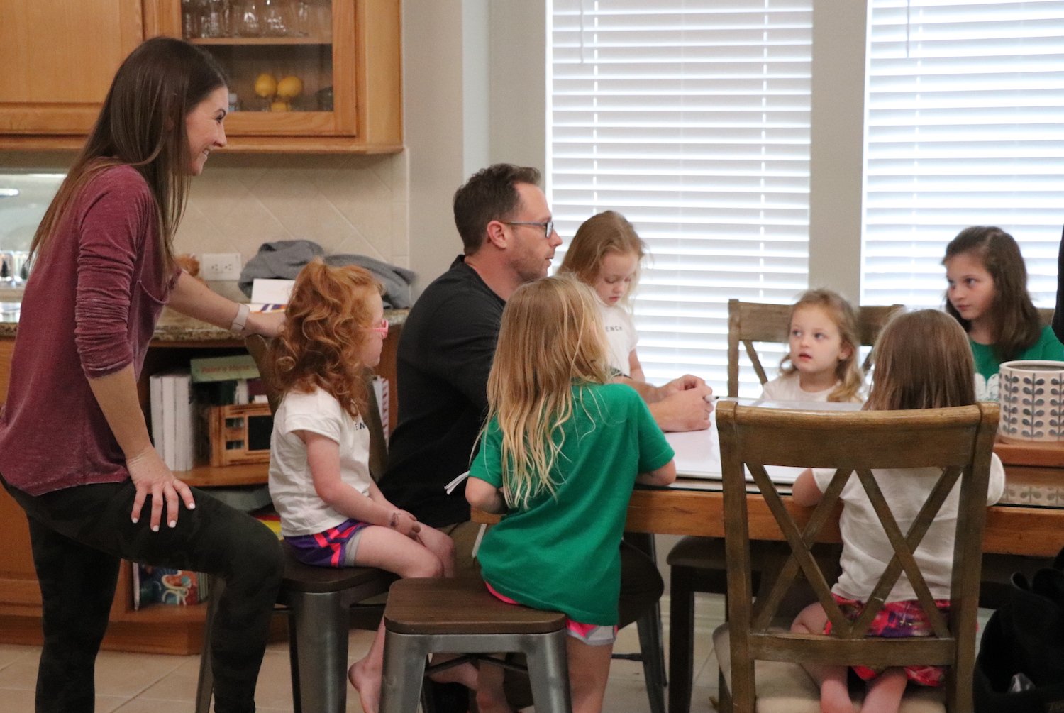 OutDaughtered': The Busby Family May Make $40,000 an Episode for Their TLC  Show
