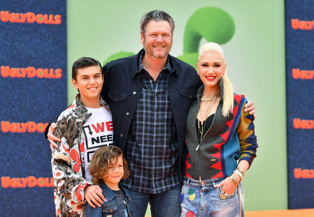 Kingston Rossdale, Apollo Bowie Flynn Rossdale, Blake Shelton, and Gwen Stefani