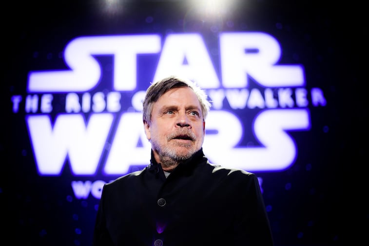 Mark Hamill Disagreed With Rian Johnson About Luke Skywalker's Direction