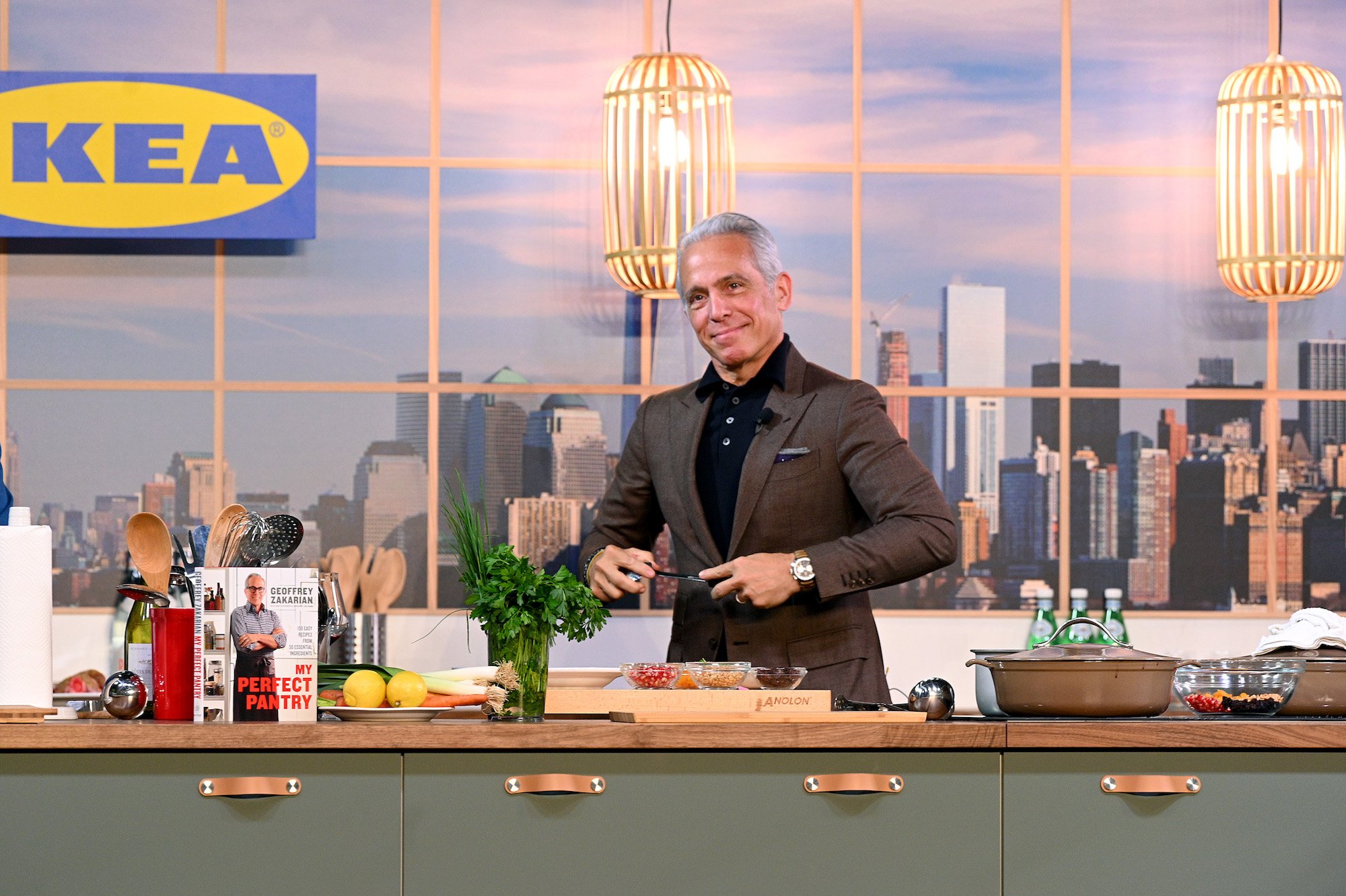 I'm Iron Chef Geoffrey Zakarian. Food Network's The Kitchen host