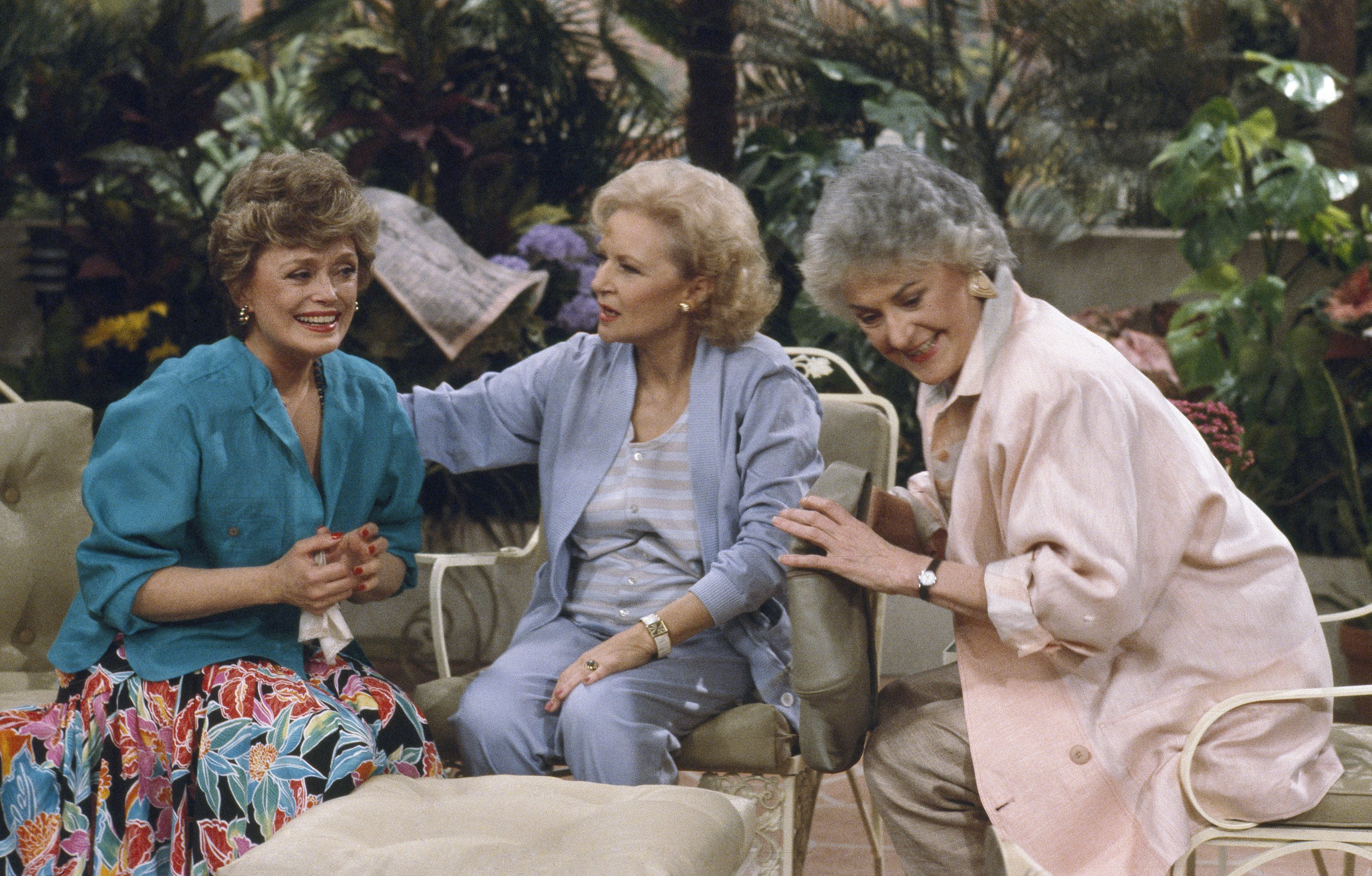 'The Golden Girls' Star Bea Arthur Was A Former Marine Before Emmy ...