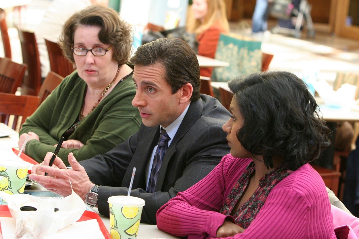 The Office': Phyllis Smith Had to 'Hold Her Breath' to Get Through This  Scene With Steve Carell