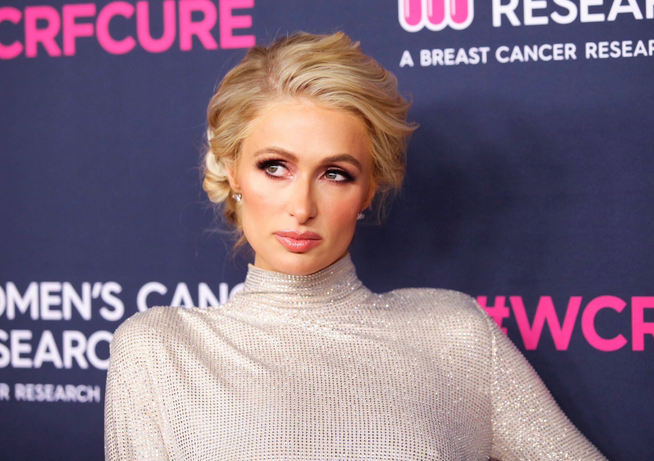 paris-hilton-reveals-the-biggest-scams-and-shady-practices-in-clubs