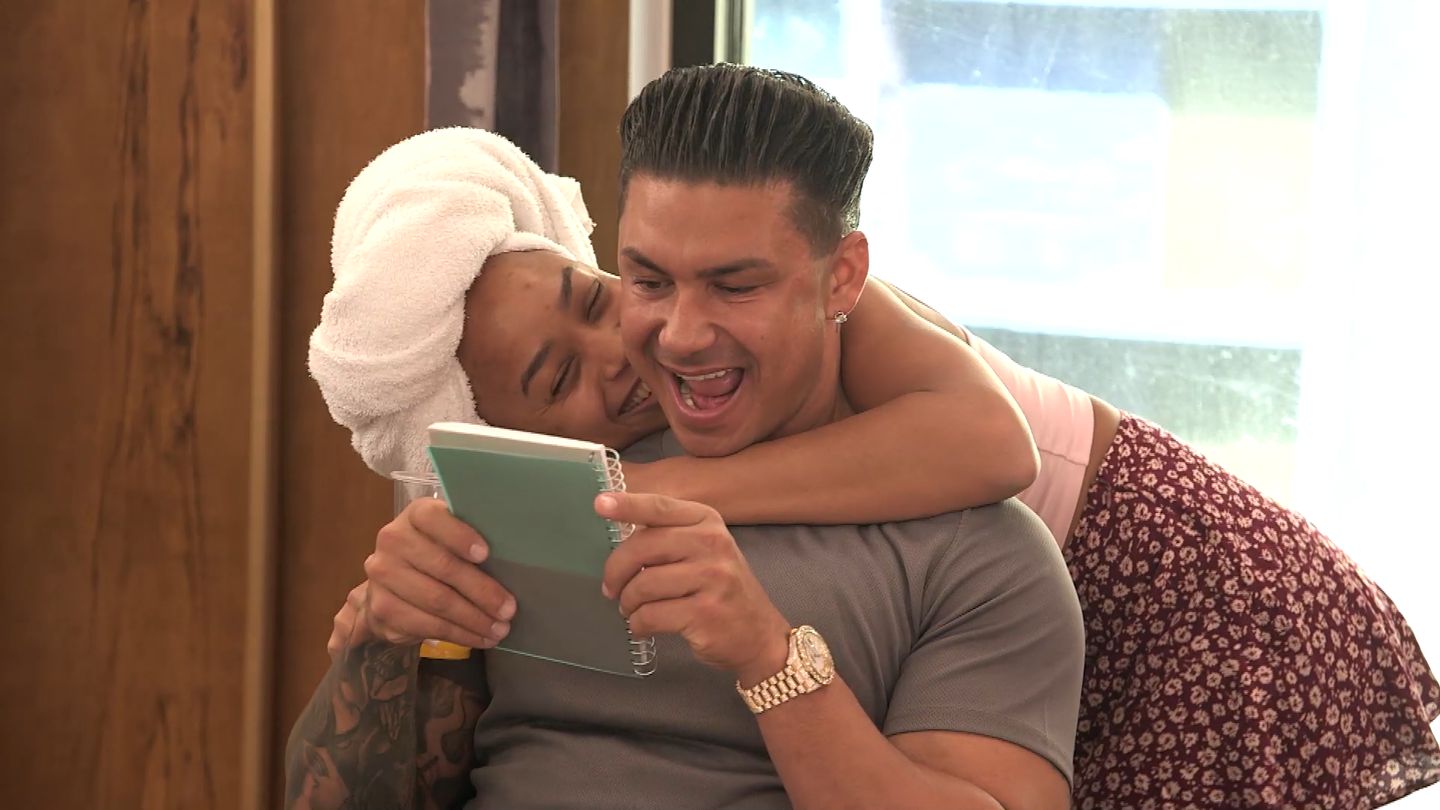 Pauly D Finally Meets His Daughter! Find Out What Went Down