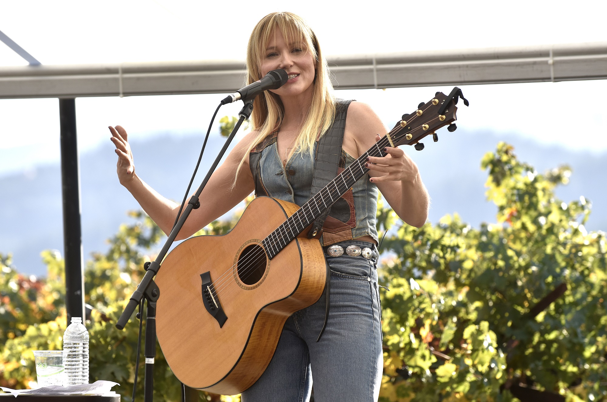 Jewel Opens Up About Her Journey to Happiness and the Battles She