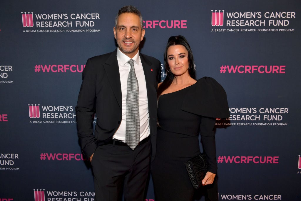 Kyle Richards Ditches Wedding Ring After Mauricio Umansky Split