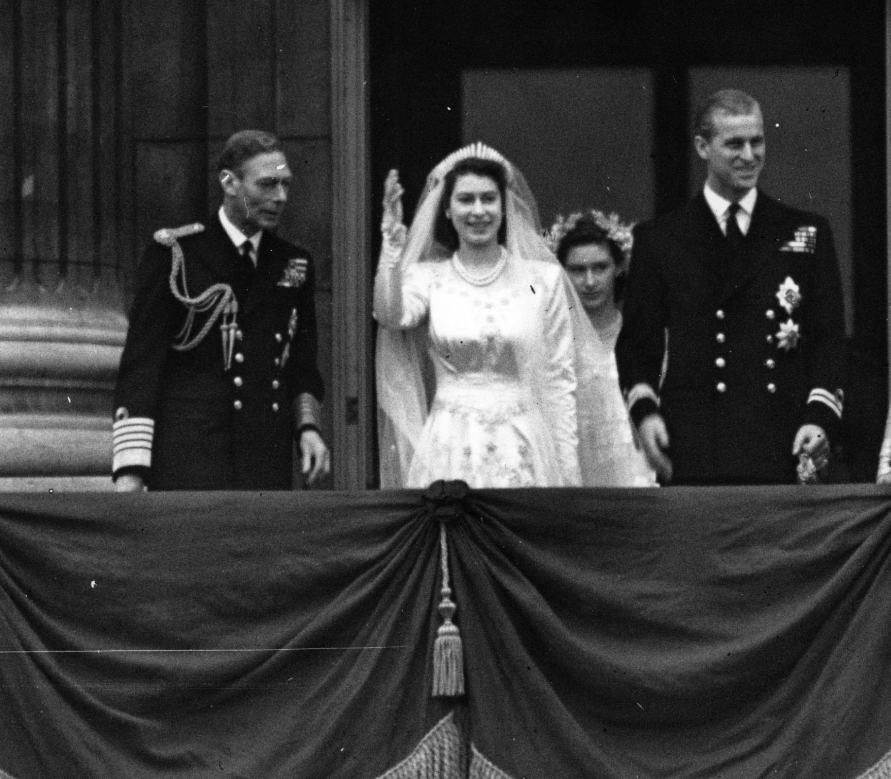 Queen Elizabeth II's Father Wrote an Emotional Letter to Her the Day ...