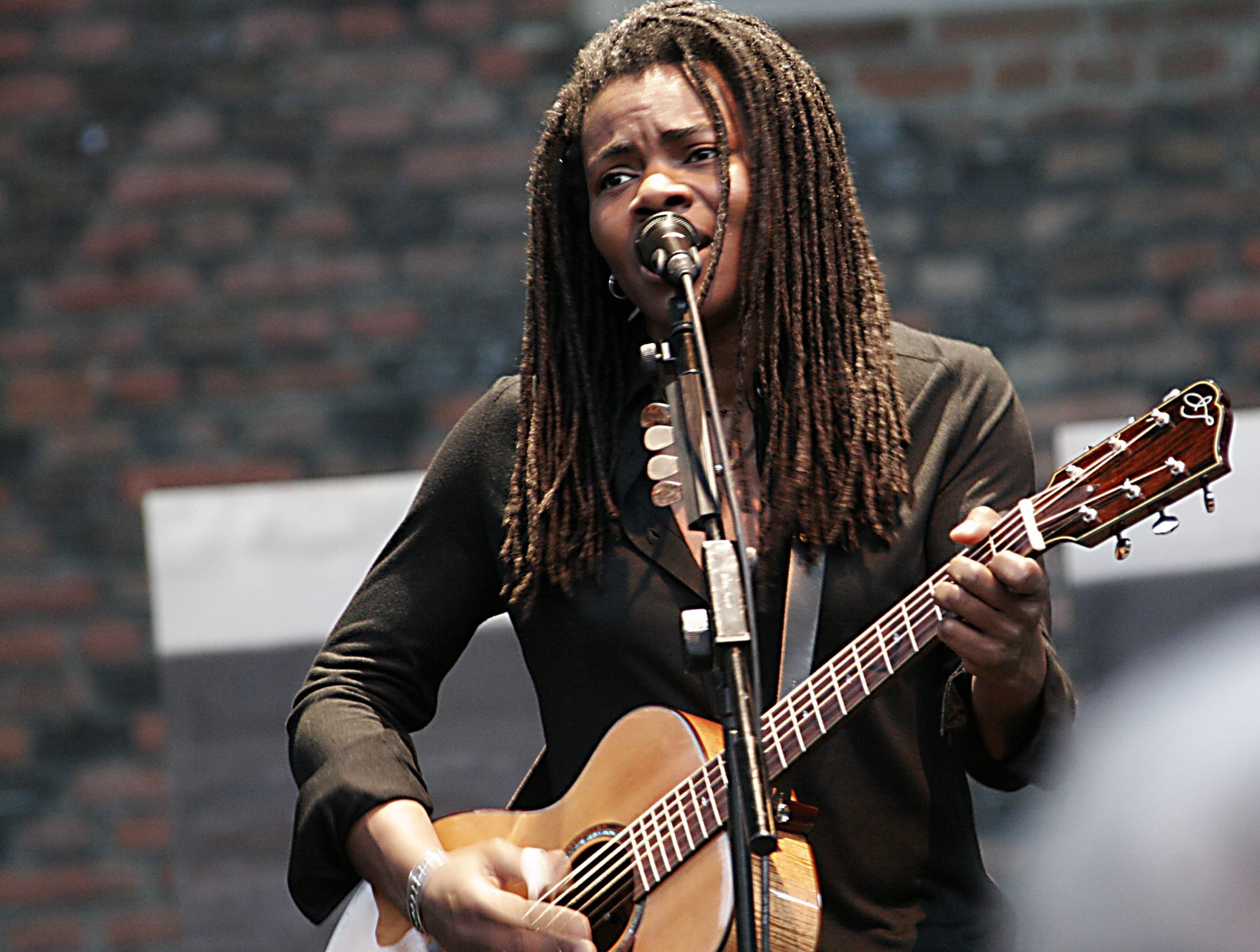 What Is Tracy Chapman's Net Worth?