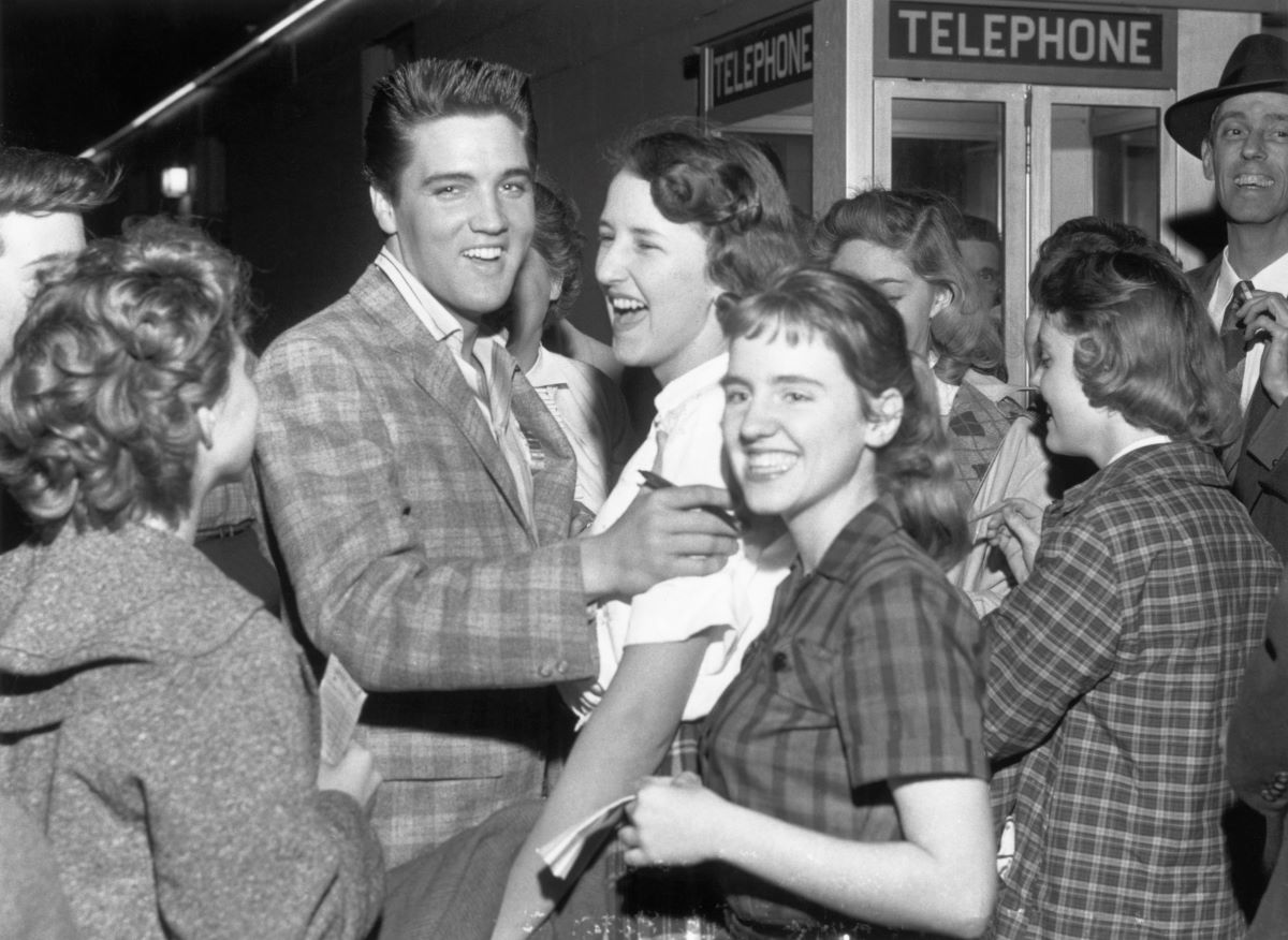 Priscilla Wasnt The First Teenager Elvis Presley Pursued Biographer