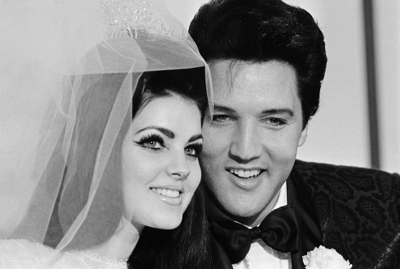 Teenage Priscilla Presley Often Begged 24 Year Old Elvis Presley For Sex I Was Desperately