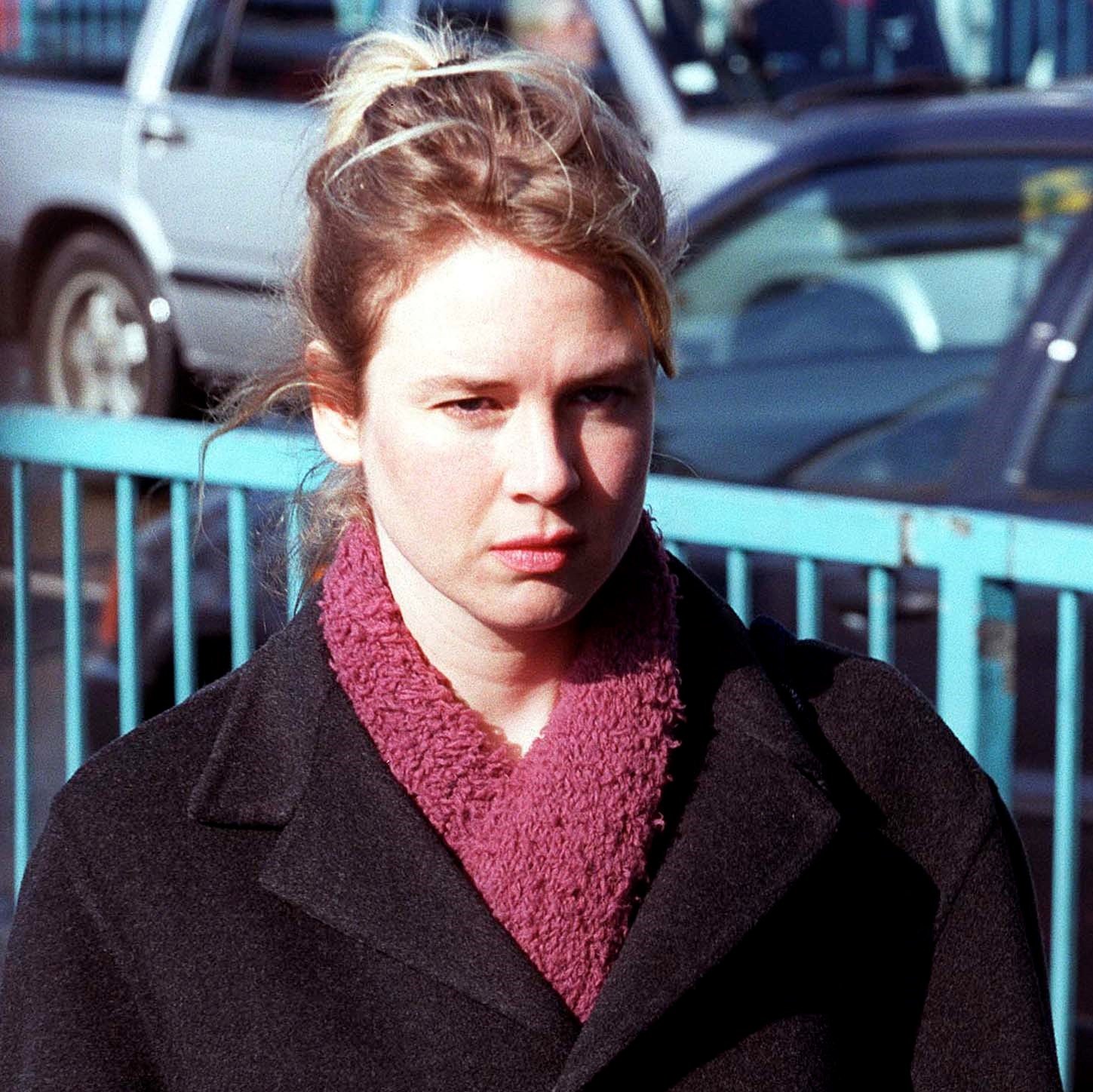Did 'Bridget Jones' start the Ugly Christmas Sweater craze? Here's the  story behind Darcy's jumper.