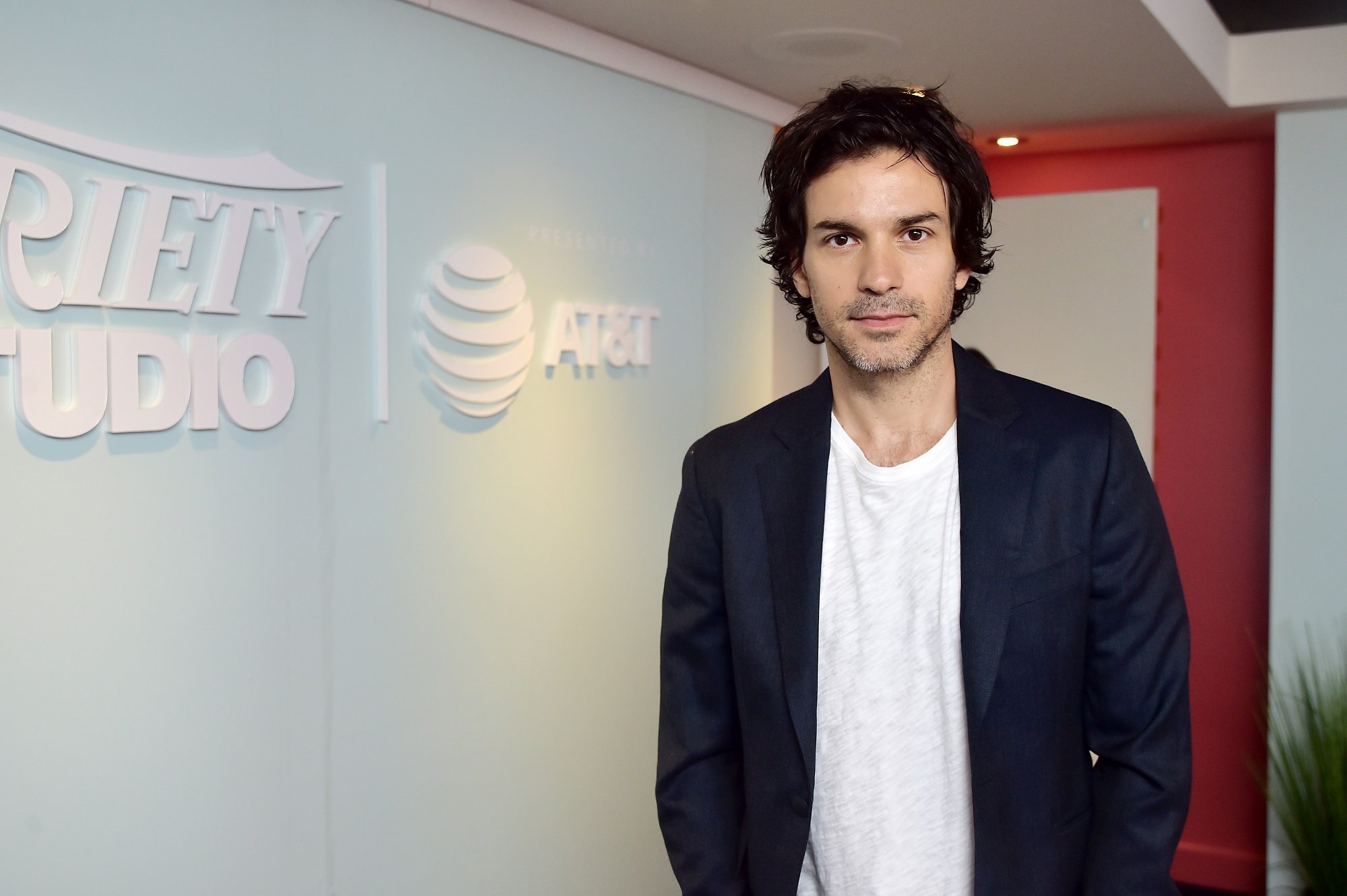 'Star Trek: Picard' Star Santiago Cabrera Says Why 'Godmothered' Role ...