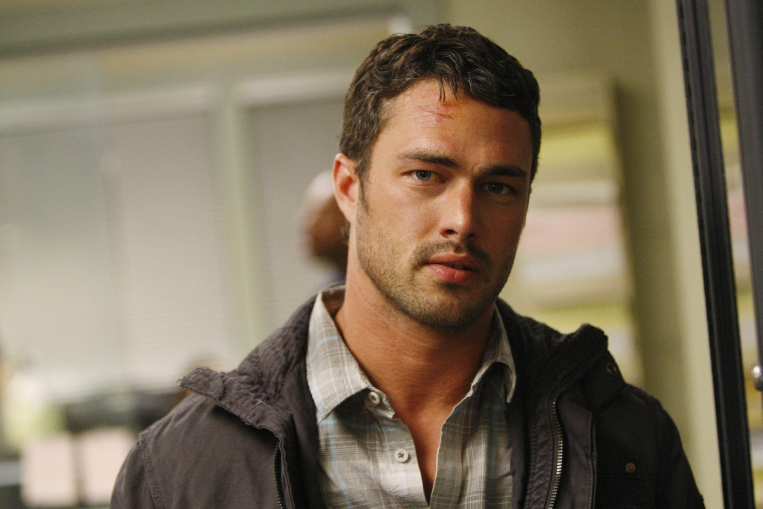 ‘Chicago Fire’ Taylor Kinney Net Worth and How He Became Famous