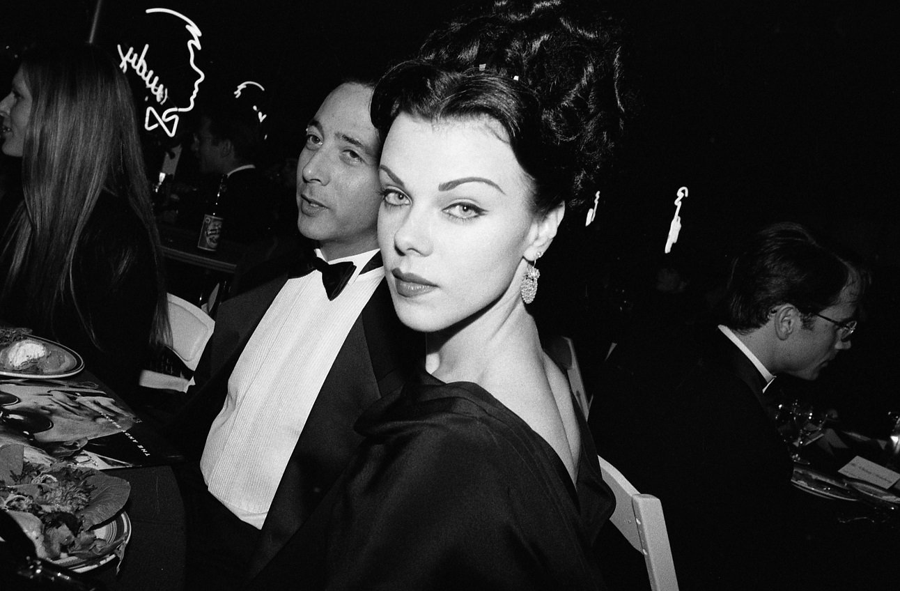 'Goodfellas': Henry Hill's Real-Life Goomar Was a Lot Like Debi Mazar's ...