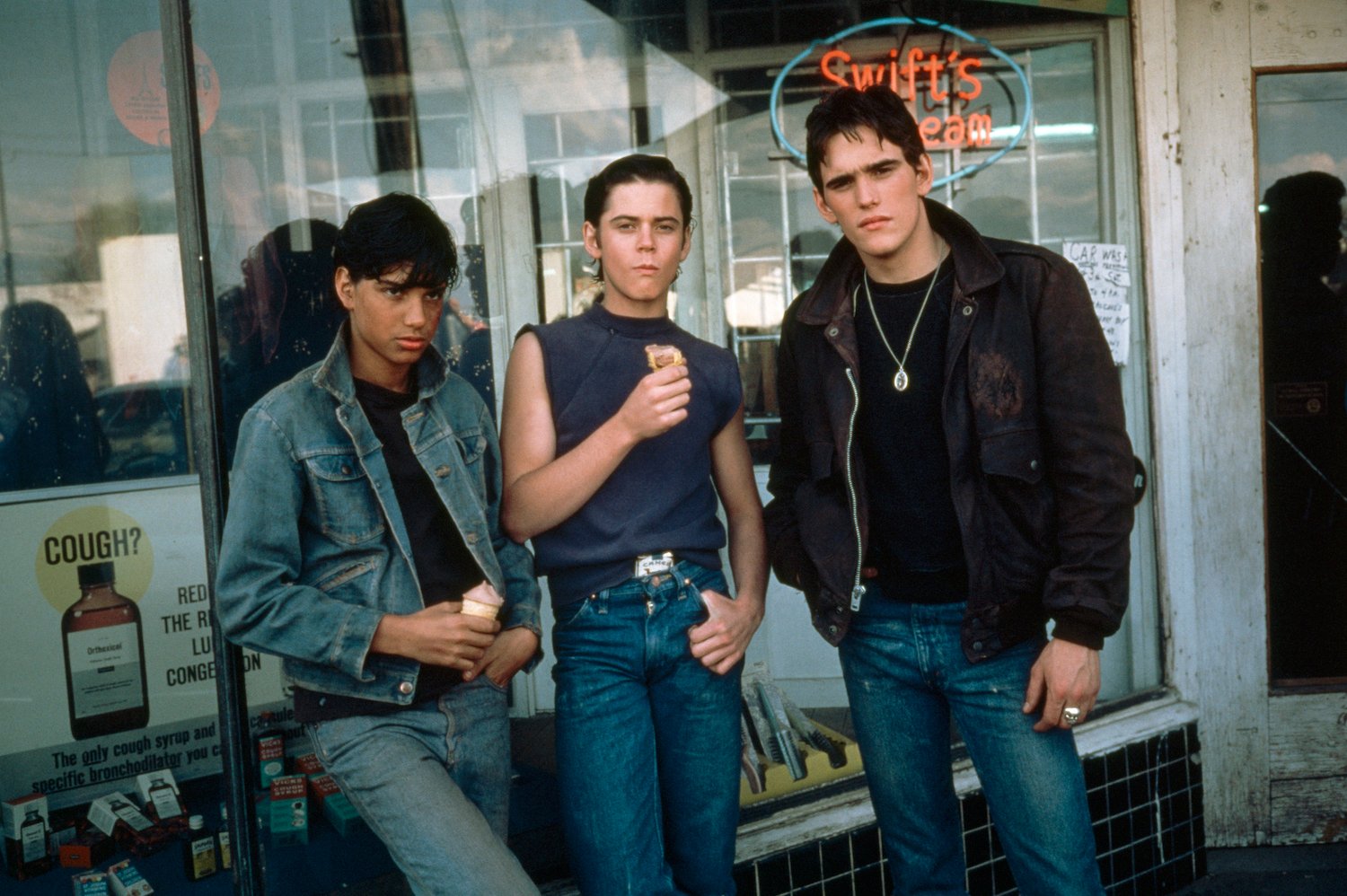 Does Johnny Die in 'The Outsiders?'