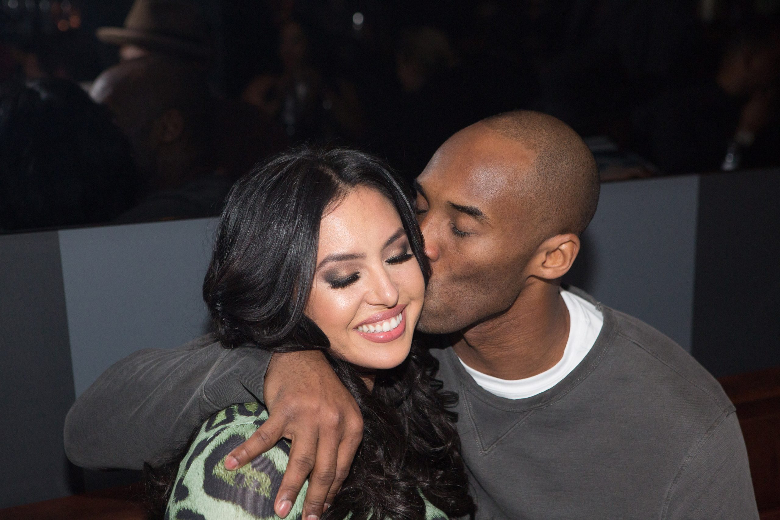 Kobe Bryant Gifted Vanessa Bryant the Iconic $80,000 Gown From the Sex and the City Finale photo pic