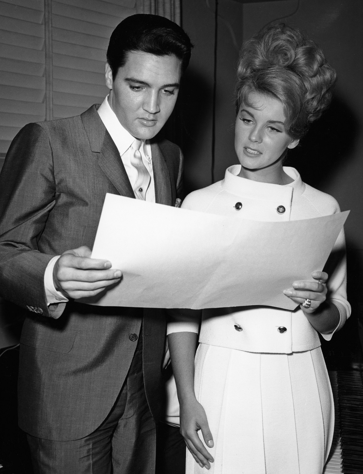 Elvis Presleys Affair With Ann Margret Led Him To Break His Own Golden Rule 