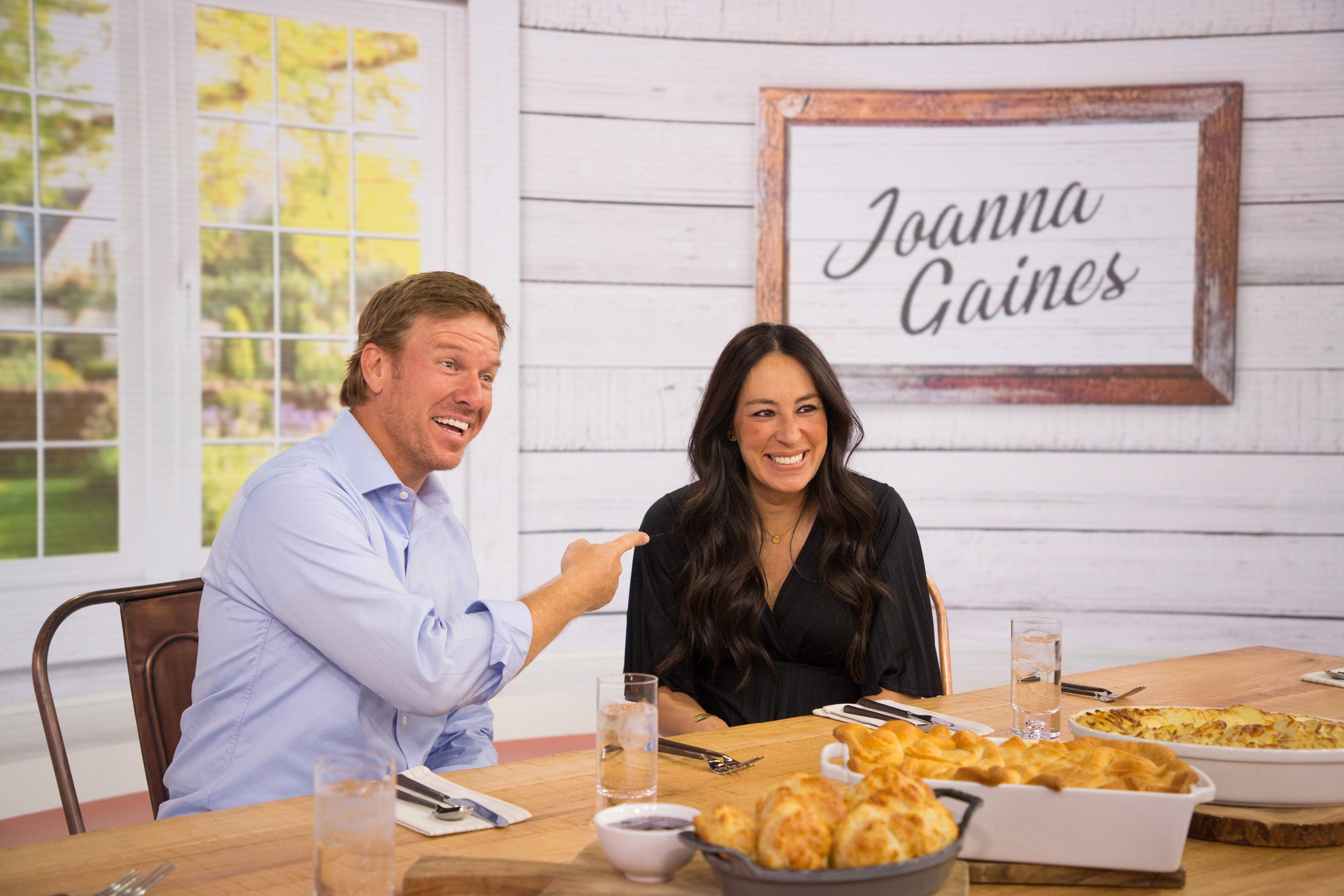 Chip And Joanna Gaines: Magnolia Network Shows Premiering On Discovery+ ...