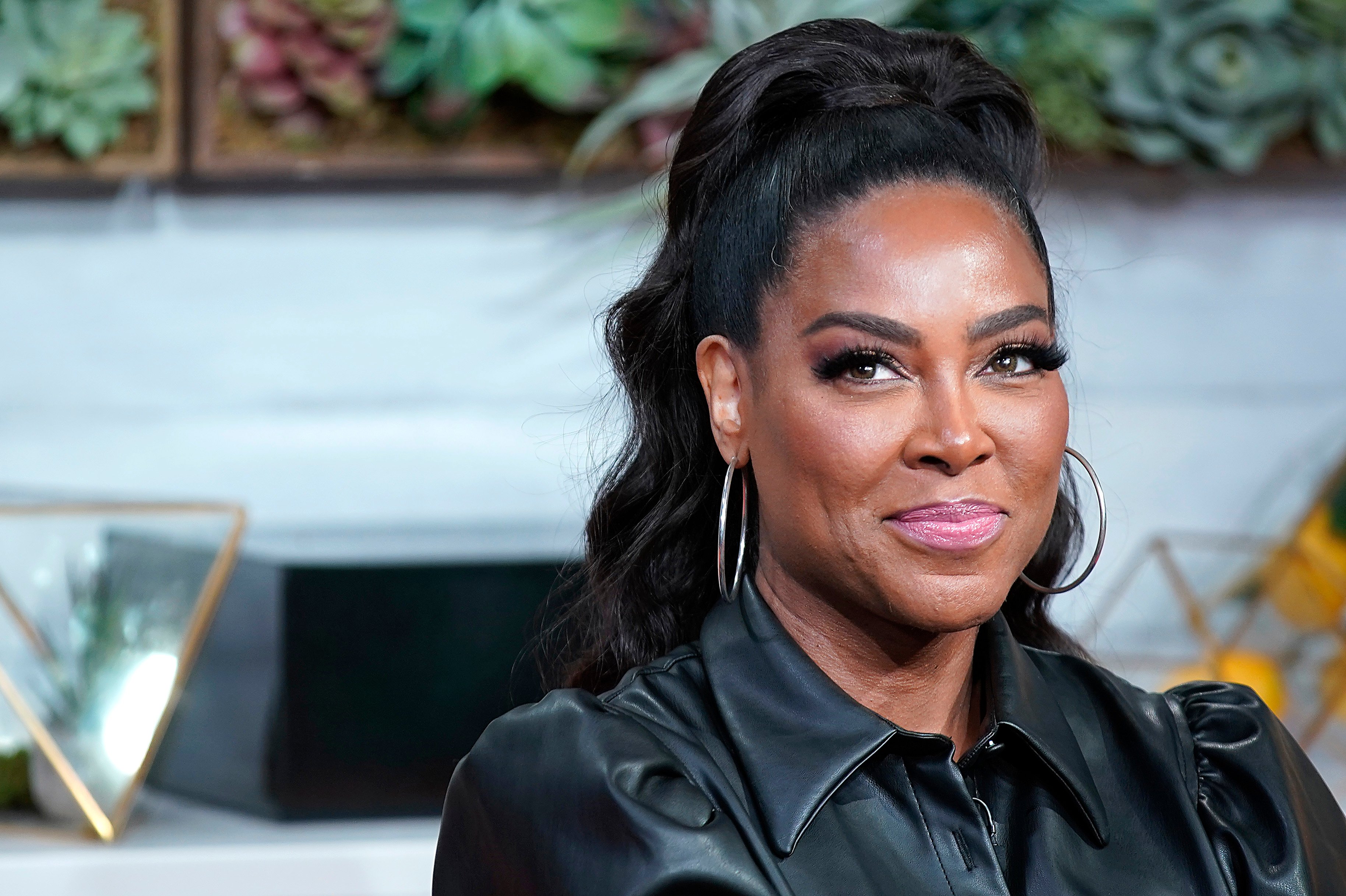 ‘RHOA’: Kenya Moore Claims Producers Orchestrated Strippergate ...