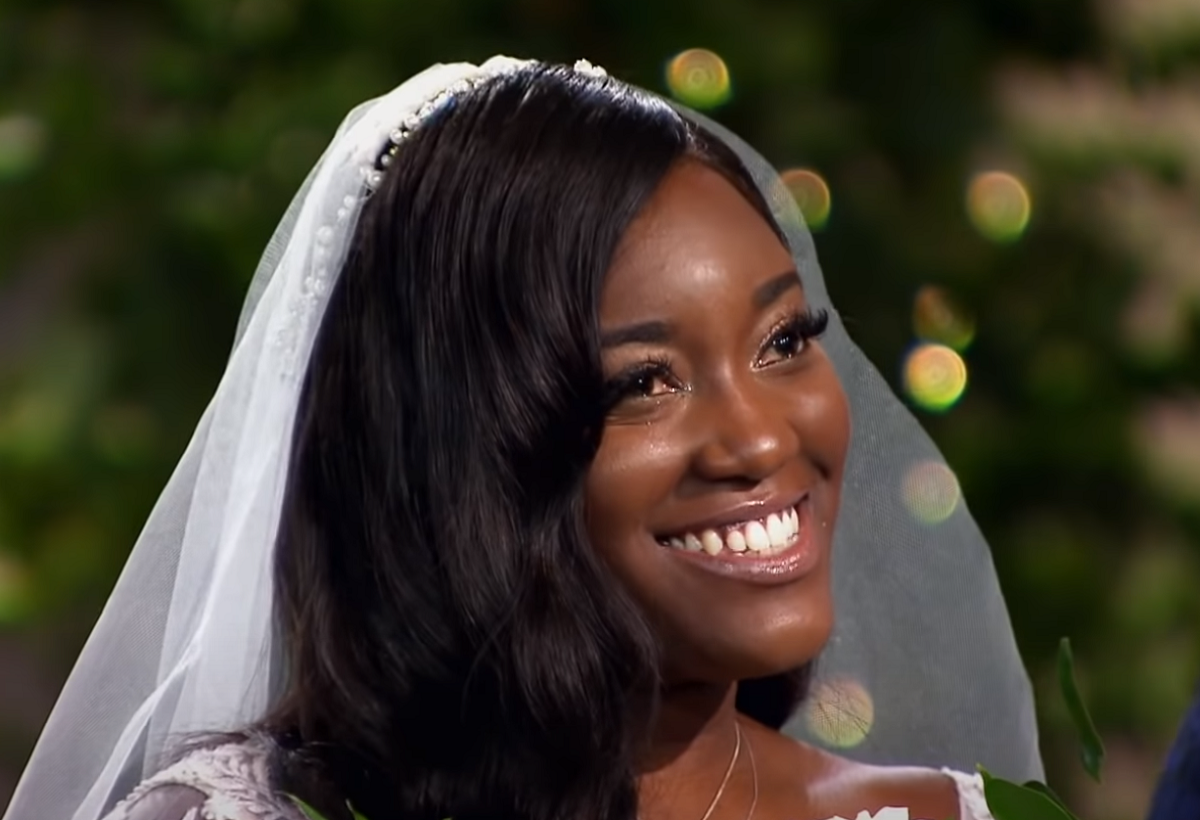 Married At First Sight Paige Meets With Chris And His Ex In New Episode