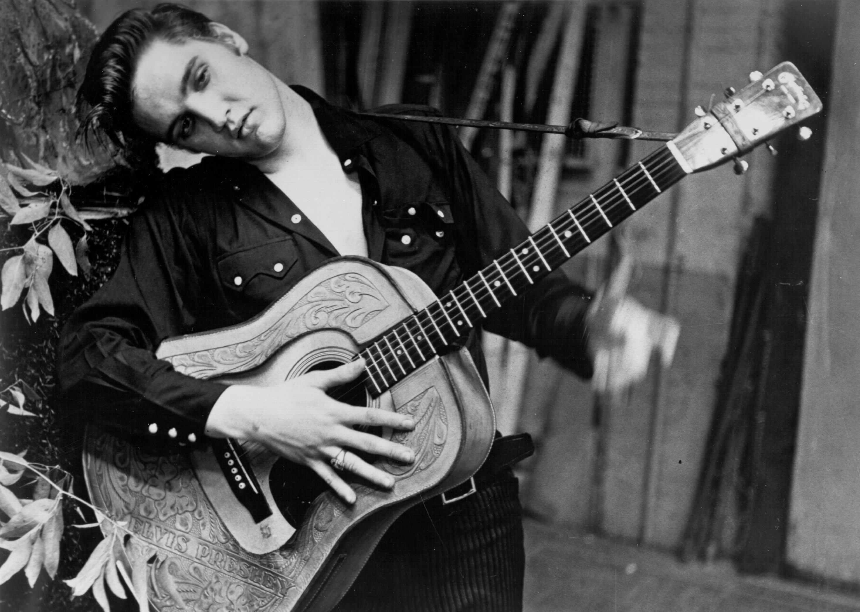 Elvis Presley What Was His Ethnicity and Family History?