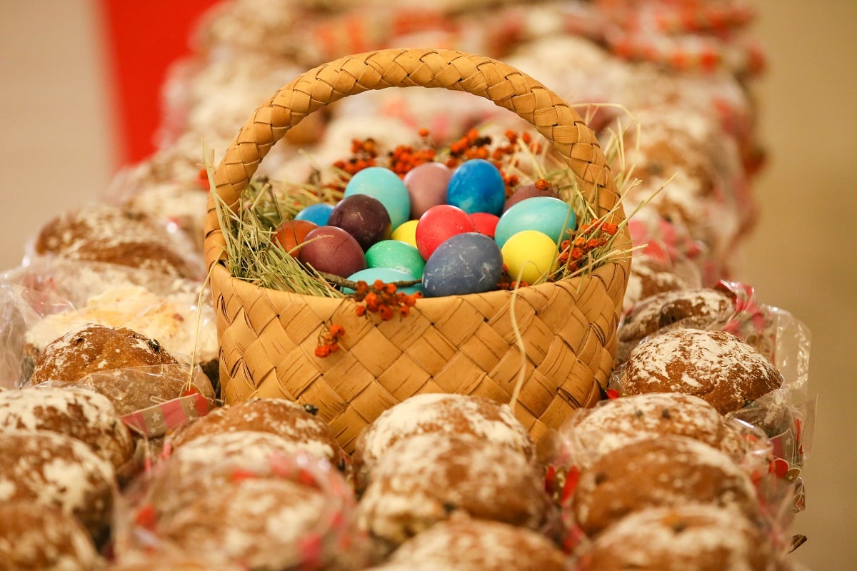 10-celebrity-chefs-and-influencers-to-follow-for-the-best-easter-recipes