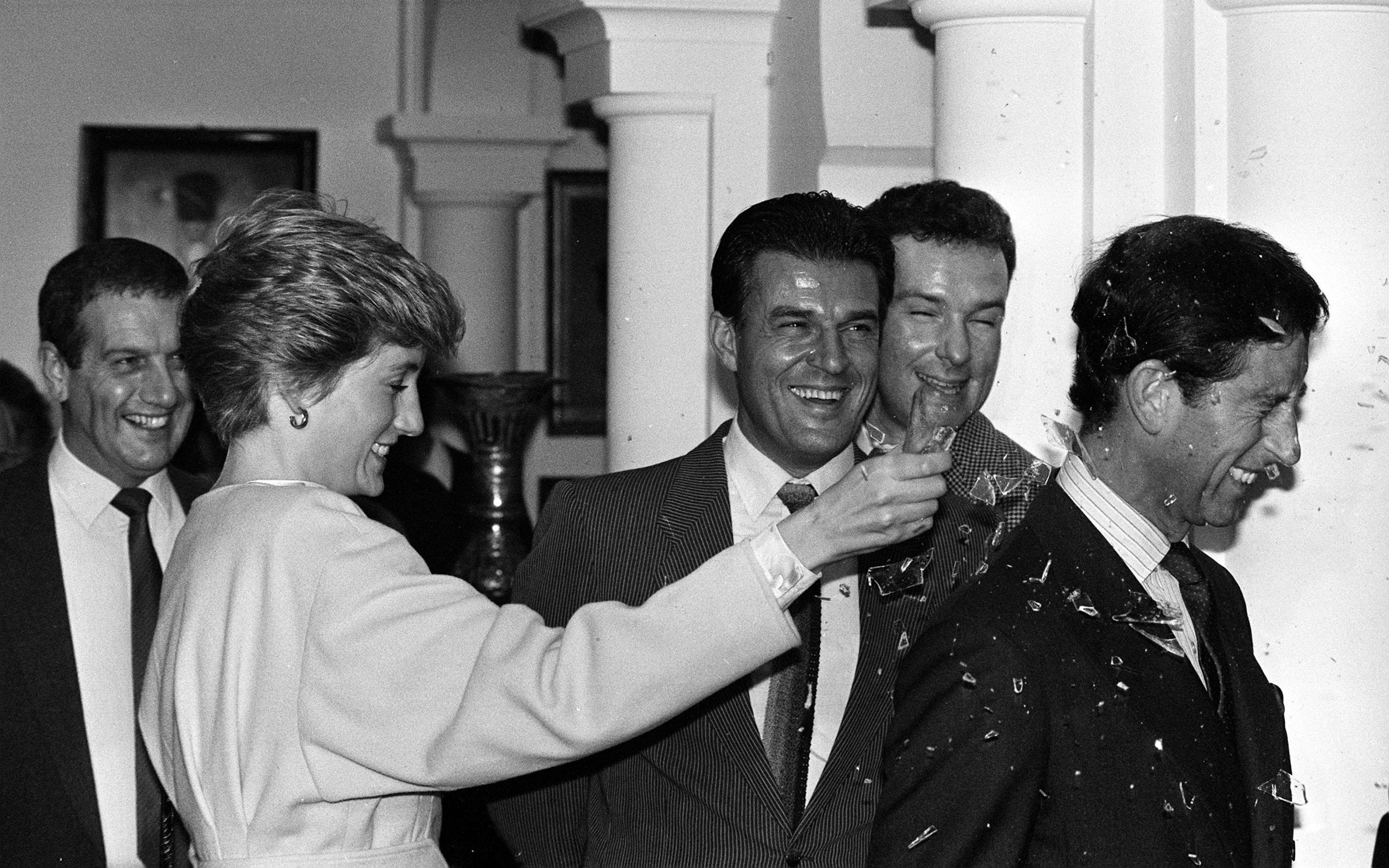 Princess Diana Once Broke A Bottle Over Prince Charles Head The Story Behind This Photo