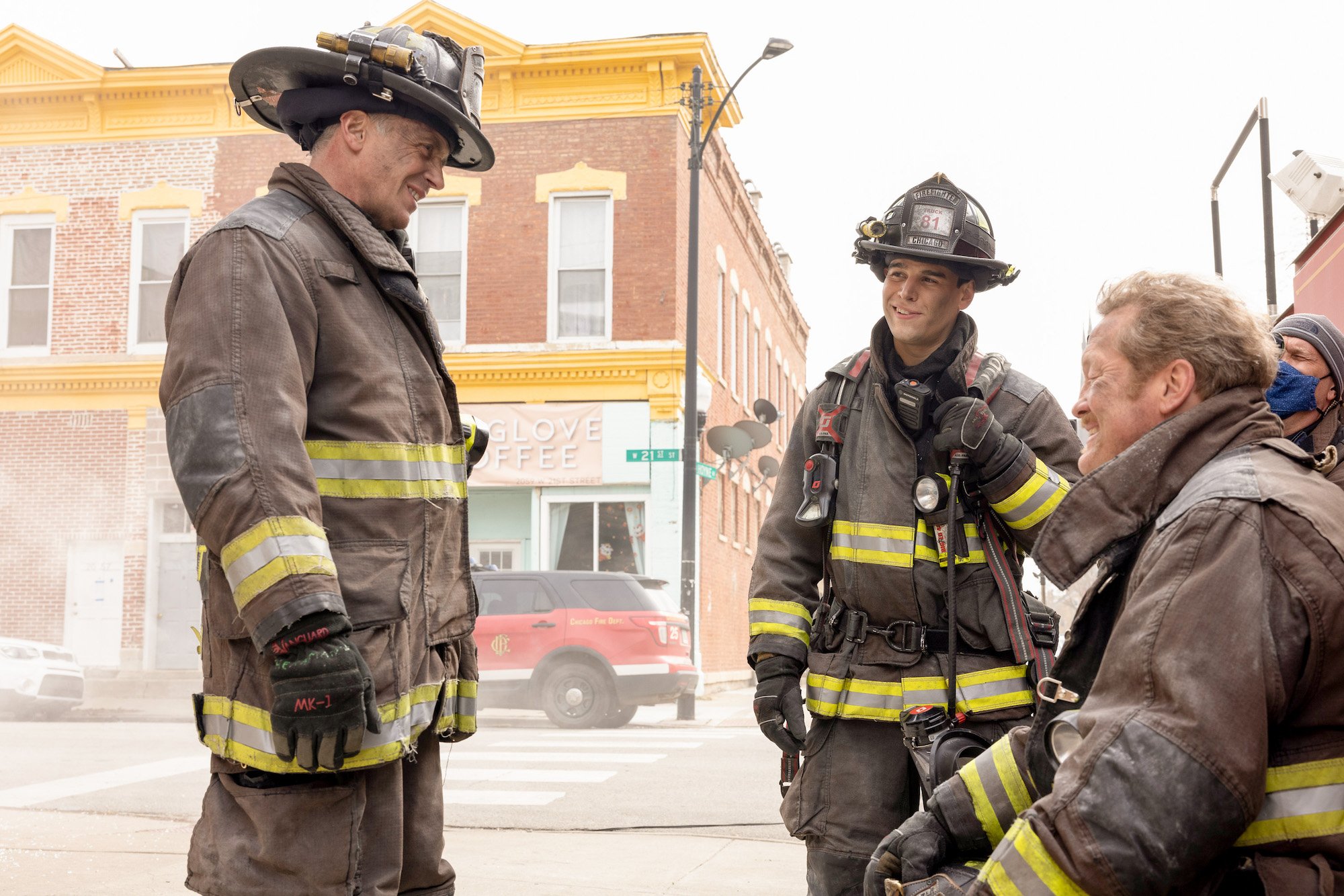 dating guide for chicago fire start