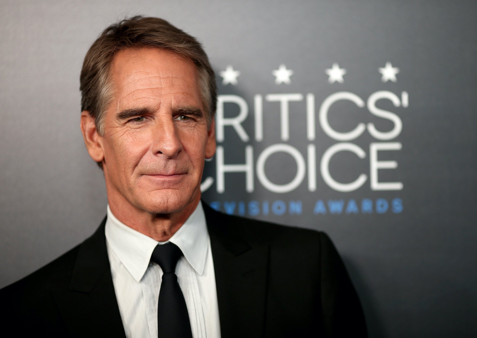 'Quantum Leap' Was That Really Scott Bakula Doing All That Singing?