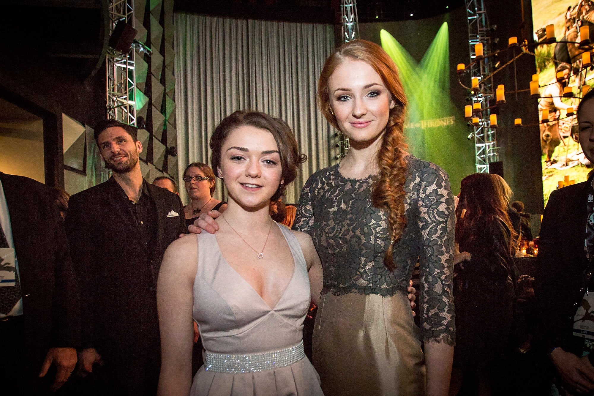'Game of Thrones' Alum Maisie Williams Says This Co-Star Helped Her Get ...