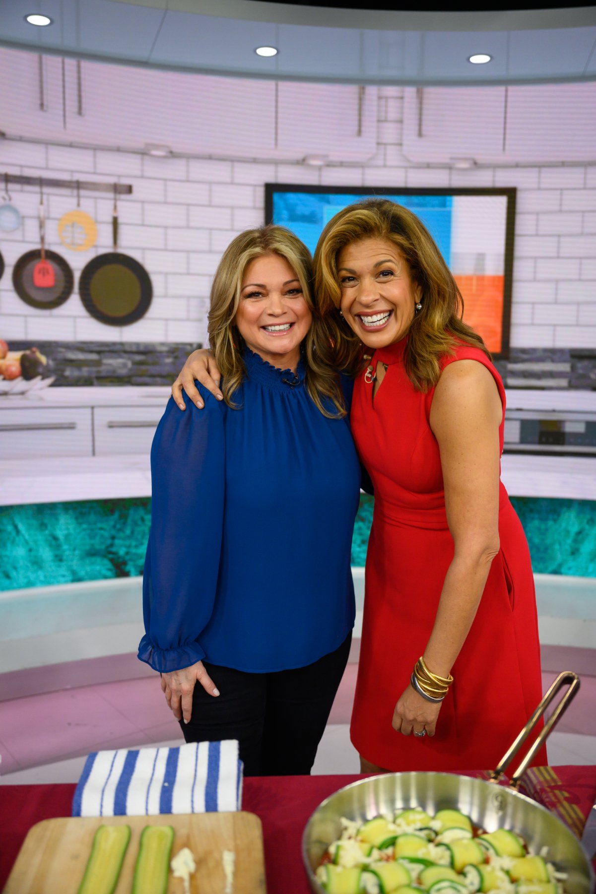 Today's Hoda Kotb Gets Cooking With Pal Valerie Bertinelli On 'Valerie's  Home Cooking'