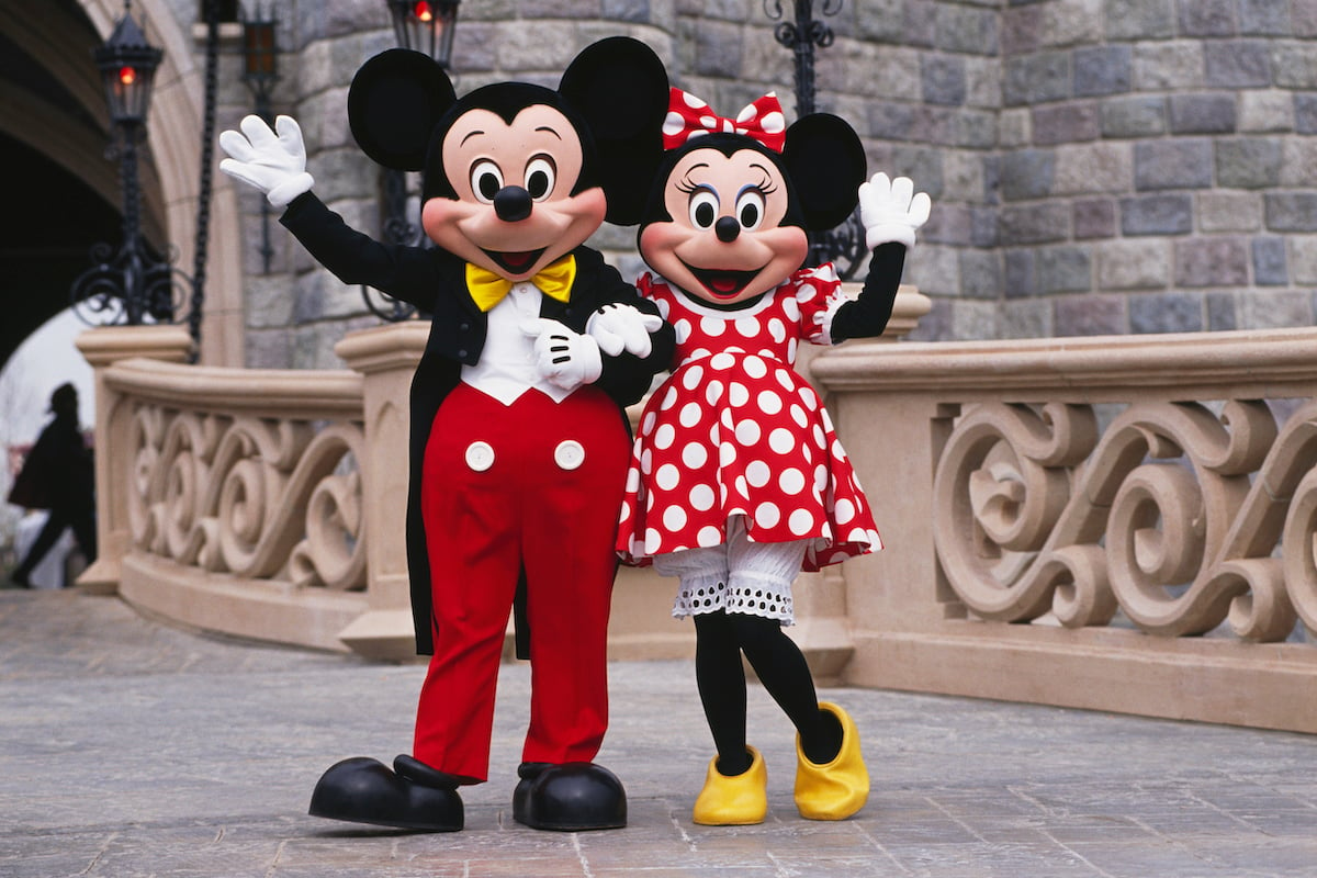 old mickey mouse and minnie mouse