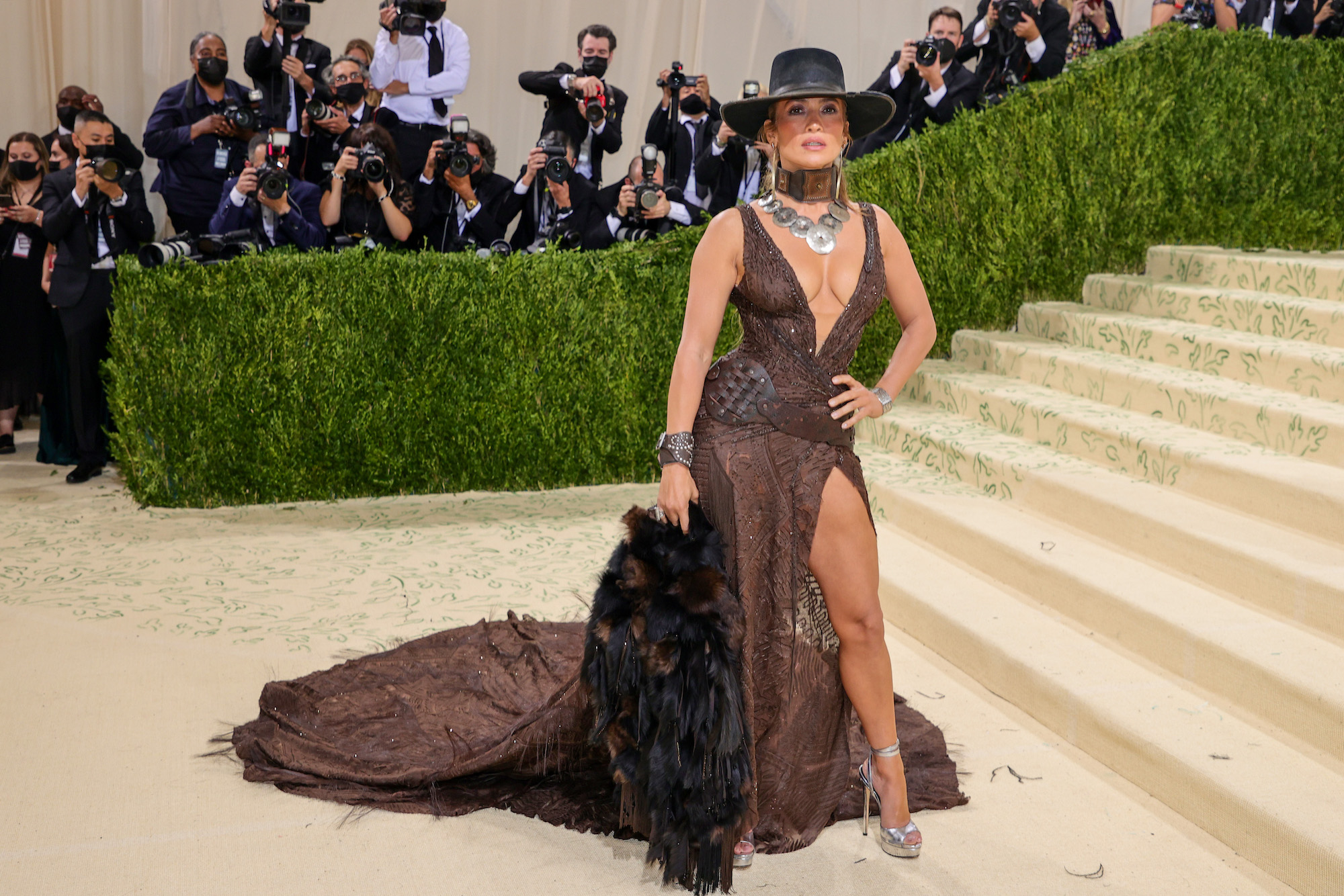 MET Gala 2021 Jennifer Lopez Rocks 2 JawDropping Looks Back to Back