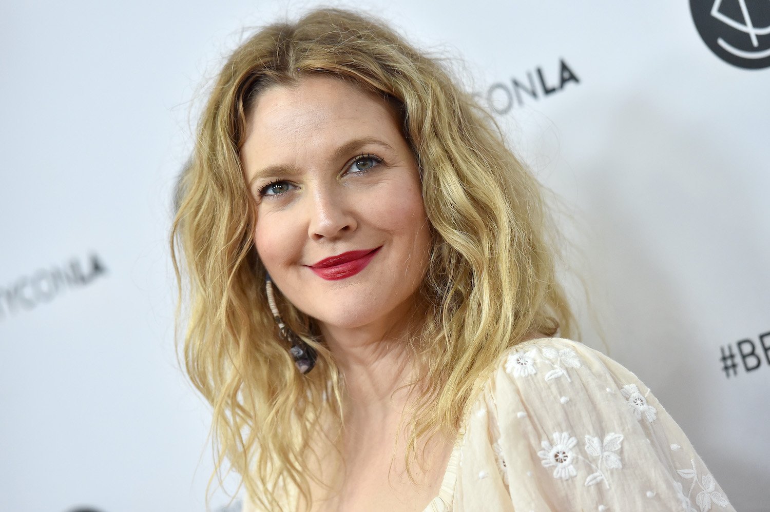 Drew Barrymore Gushes About Her Ex Husband S New Wife I Worship The Ground She Walks On