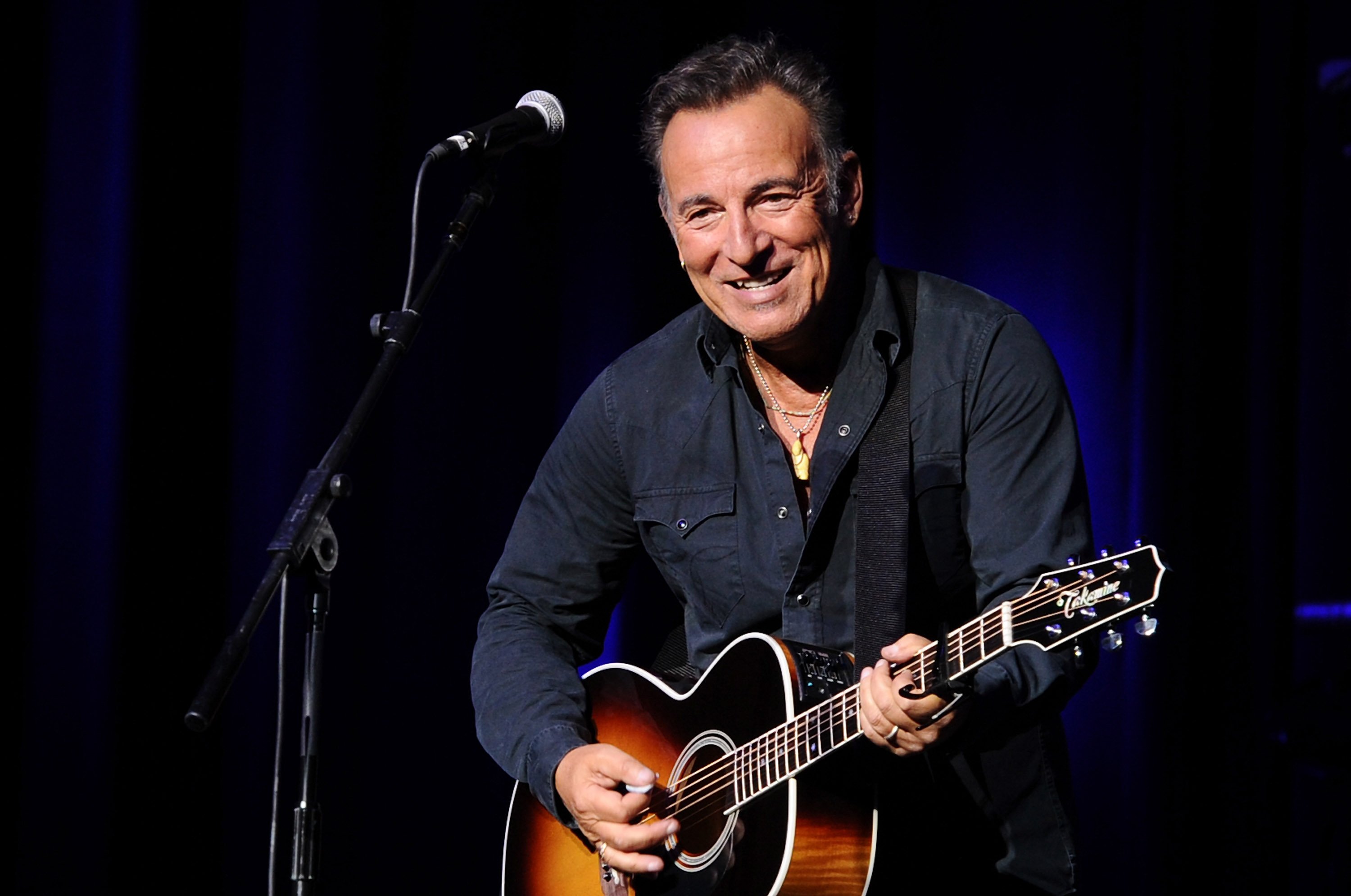 Why Bruce Springsteen Describes ‘Darkness on the Edge of Town’ as His ...