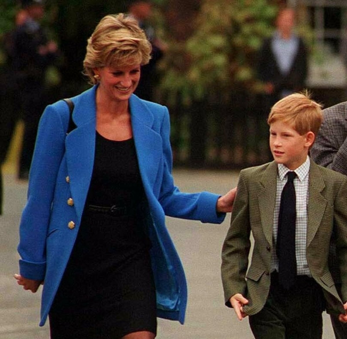 Princess Diana and Prince Harry arrive at Prince William's first day at Eton