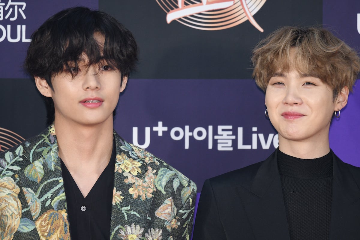 https://www.cheatsheet.com/wp-content/uploads/2021/12/BTS-V-Taehyung-The-Chosunilbo-JNSImazins-via-Getty-Images.jpg